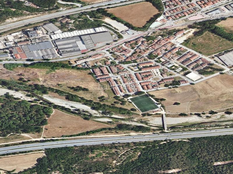 Foto bd061184-acc9-4ce5-b74b-1cde854e40bb. Pis a Sant Celoni