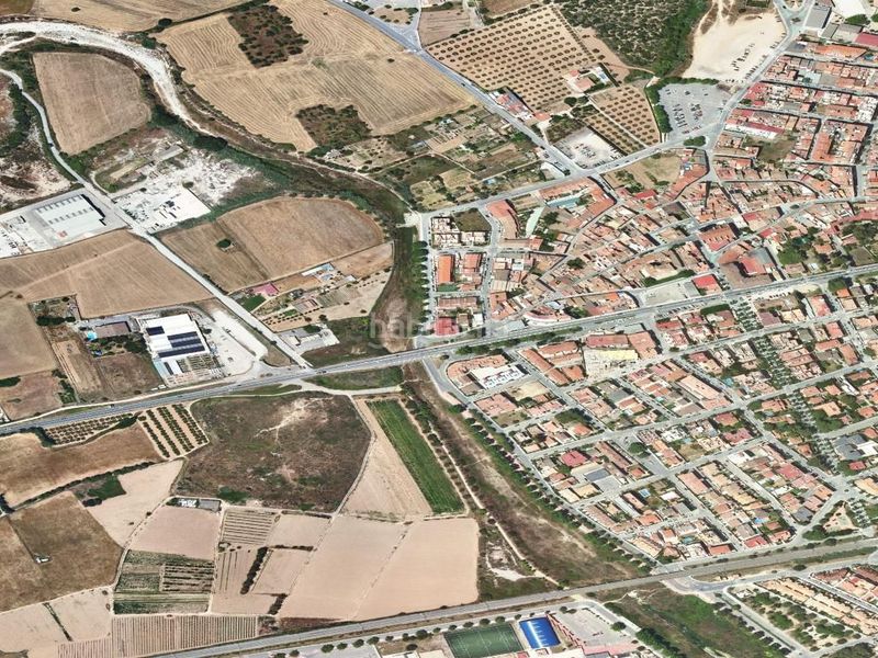 Foto 1a886697-05a5-4c32-b8ec-cb65e317994a. Pis a el castell de Cubelles Cubelles