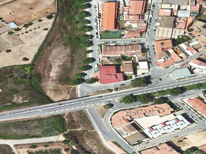 Foto 25cbd42b-dbaa-49c0-82d0-4ce951c113c1. Pis a el castell de Cubelles Cubelles