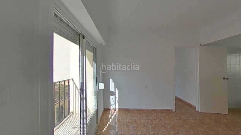 Foto 665770b8-b29c-43fb-a8e5-35a3613d7412. Pis a Plaza Castelar - Mercado Central Elda