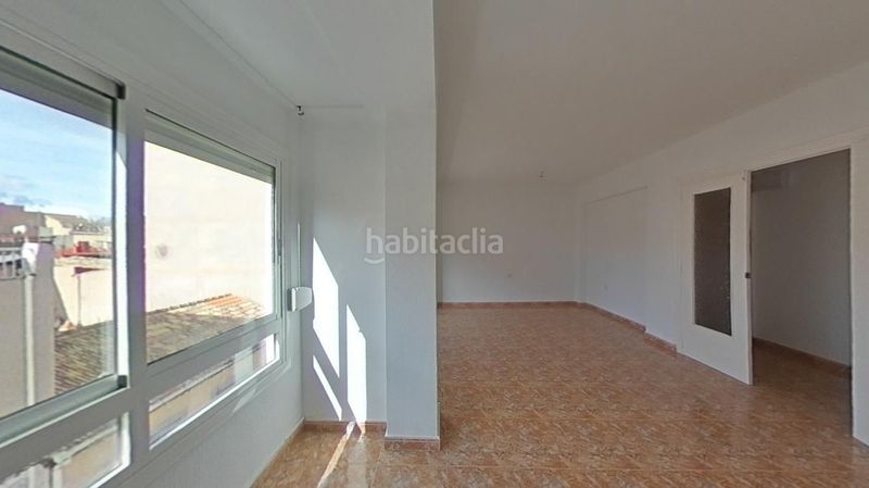 Foto 732279ae-d319-4811-b000-368d0dea824c. Pis a Plaza Castelar - Mercado Central Elda