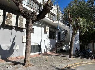 Masia  Calle levante. Locales en calle levante, estepona