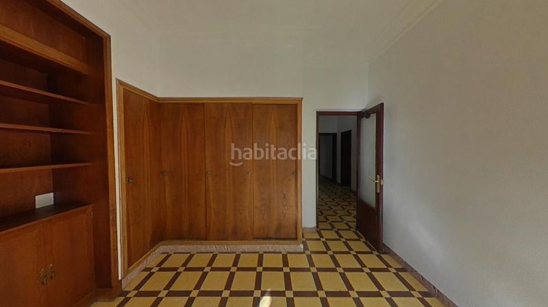 Foto 37db0cfa-8cad-4e17-94e1-ec146d0e9332. Pis a Plaza Castelar - Mercado Central Elda