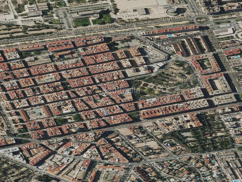 Foto f62eb95e-f0e3-4234-a6a6-9ffd9a40624d. Pis a Altabix Elche / Elx