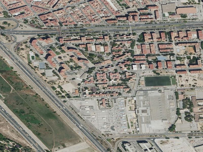 Foto 2c5b2462-728d-4fa8-a1e6-2a1f79104095. Pis a Barrio de la Luz Xirivella