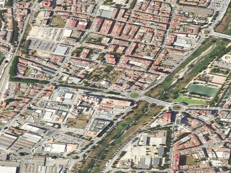 Foto f42eb985-b8cd-4698-9eb4-9008eb3fa076. Pis a Congost Granollers