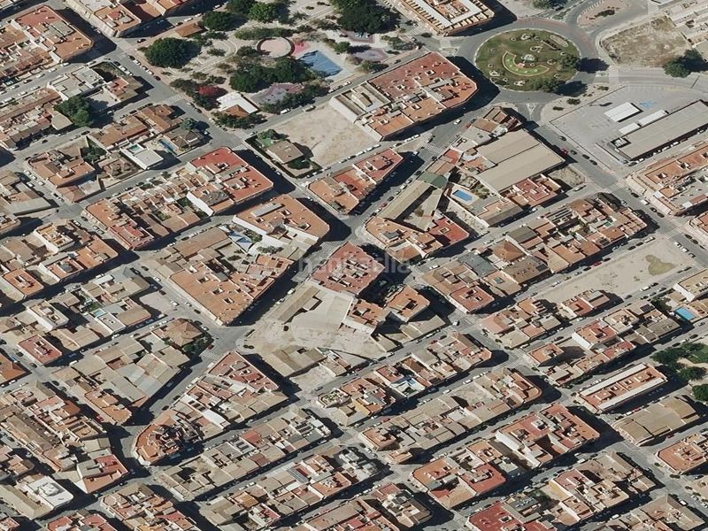 Foto 75196e33-7c27-4e45-9b8c-e2114c5e7f71. Pis a Almoradí