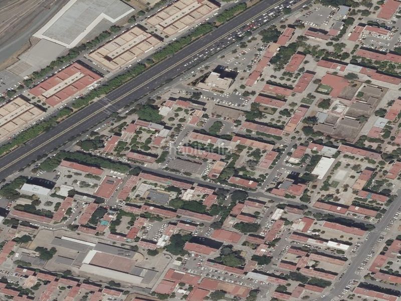 Foto da982f5e-f6e6-4e36-bc5d-ba0a9b886dd1. Pis a San Pablo Sevilla
