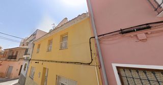 Maison  Ramon y cajal 19. Venta de casa en sax