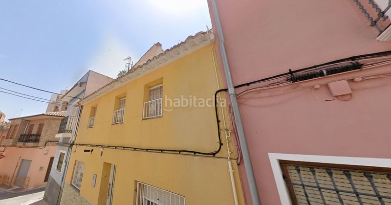 Foto e2663cff-156d-43f1-b3a1-12737ef77b6a. Casa a Sax