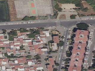 Casa  Juan xxiii 990. Venta de casa en sevilla