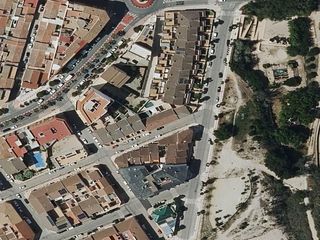 Casa  Rodrigo bastida 6. Venta de casa en sax