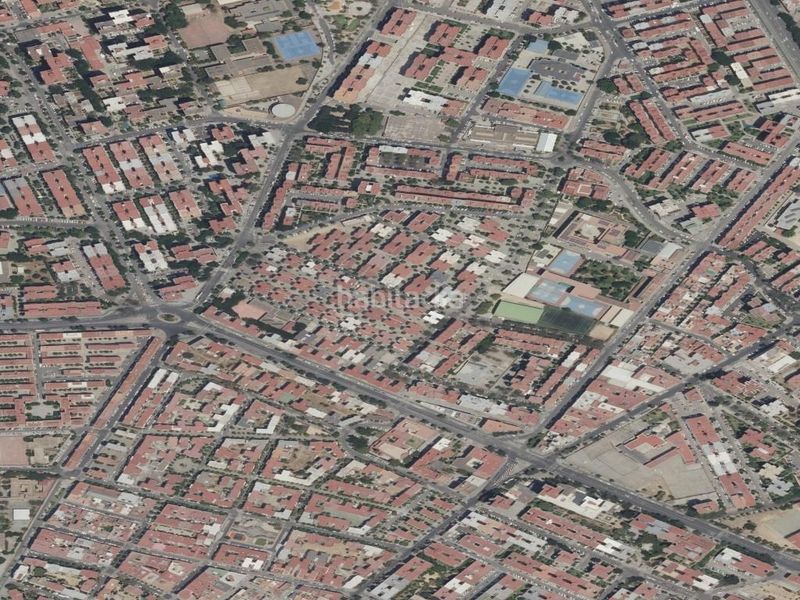 Foto fbb87620-a893-4f7e-86ef-79bc896586e7. Pis a Cruz Roja Sevilla