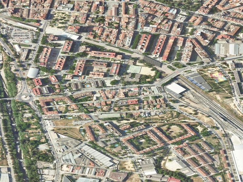 Foto b8e627f4-e6a2-47b8-a456-dca37f178420. Pis a Ca n´Alzamora Rubí