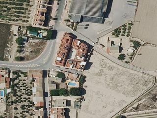 Xalet  Av. de almoradi s/n sótano 1 00006. Venta de garaje en daya nueva