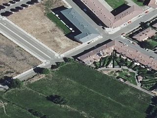 Terreny residencial  Zarzales 17. Venta de urbanizable residencialtr en villaquilambre