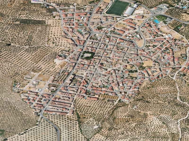 Foto c4ab20e1-9df5-4e17-921c-a2a91b3b5e94. Casa a Güevéjar