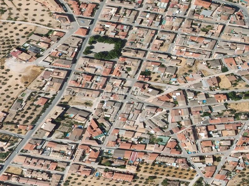 Foto c5eab7d3-ab9e-44ae-b828-ea690607d7a7. Casa a Güevéjar