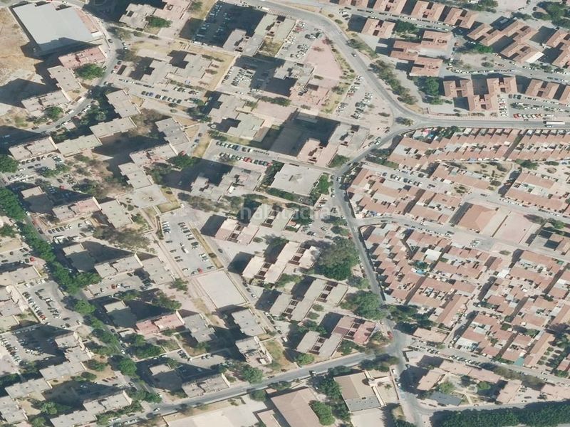 Foto 658c3bba-8ff4-4e46-82d3-1c0d5e4eea9f. Piso venta de piso en Palma - Palmilla Málaga
