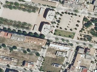 Chalet  Els serrans 59-61. Venta de garaje en algemesí
