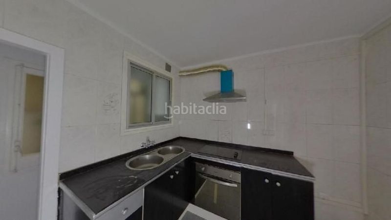 Foto 3385d863-b09c-428a-b7ef-ce0b0f4330c8. Pis a Col·legis Nous Mollet del Vallès