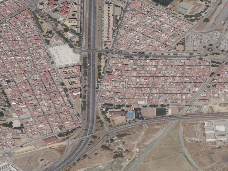 Foto 483910f8-37e4-4028-8407-379955350b17. Casa a Palmete Sevilla