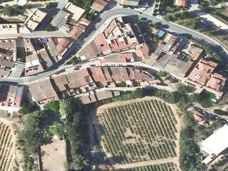 Casa  Cl mossen cinto verdaguer 18. Vivienda en sant llorenç dhortons barcelona