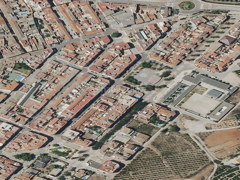 Foto 66a2fe96-3249-4913-b89a-bfd1c9ea3637. Pis a El Genovés