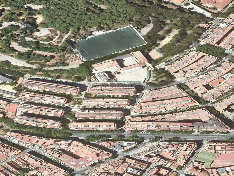 Foto 1f7ea4a7-71a7-4fa1-9fcf-a5f0e0e525d1. Pis a Turó de la Peira Barcelona