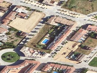 Terreno residenziale  Isabel vila 17-3. Venta de urbano residencialtr en llagostera