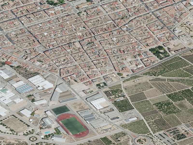 Foto e0d1492f-d2c0-484e-ab65-0d55befe11ef. Pis a Guadassuar