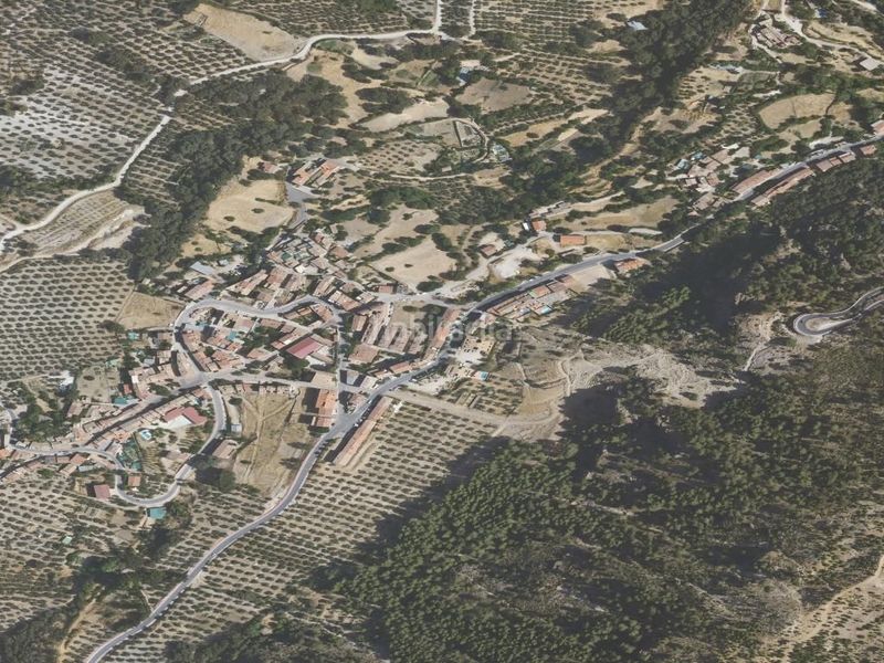 Foto e8ad4490-7dc2-4e3b-9b28-104e87a15689. Chalet in Iruela (La)