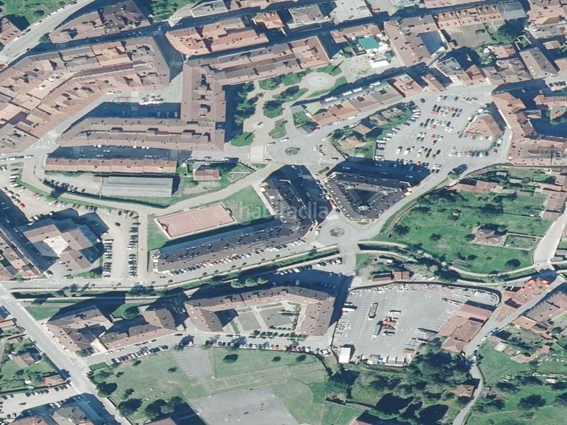 Foto 2f8c58de-e3af-486e-9f4e-fd36a8538d0e. Xalet a Grado