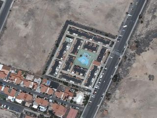 Haus  1º de mayo bloque 2 , puerta 207, complejo fuerte. Venta de casa en oliva la