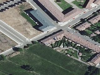 Terreny residencial  Zarzales 15. Venta de urbanizable residencialtr en villaquilambre
