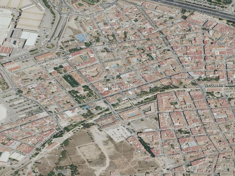 Foto d0b62e2b-60fb-4a34-a281-5dc4d236bc26. Pis a Benimàmet Valencia