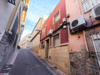 Casa a Cid Campeador 21