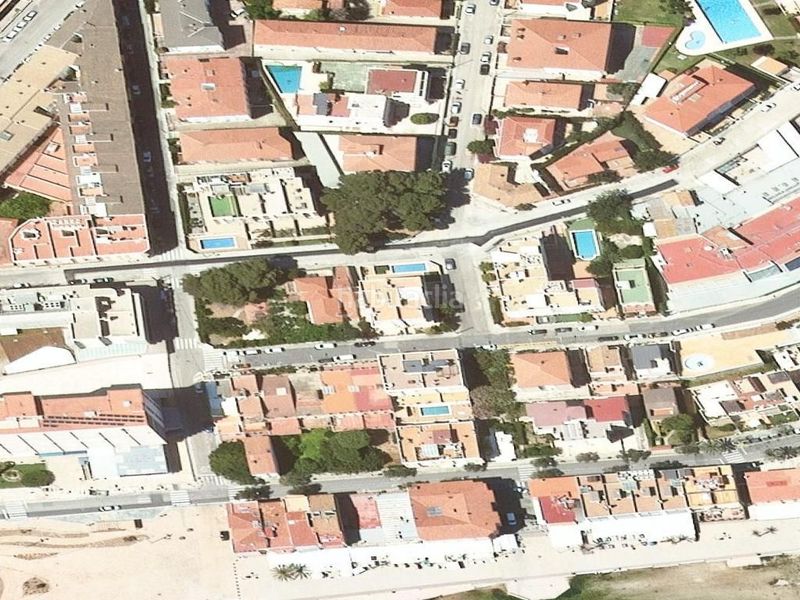 Foto 1dcc8fb7-4e1b-4383-a0e1-be435e561481. Pis a Coma-ruga platja Coma-ruga