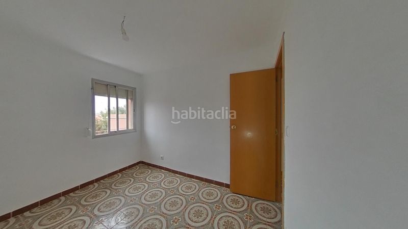 Foto 63b863f3-e94b-4de0-9e38-674f428f0f88. Pis a Roquetes Barcelona