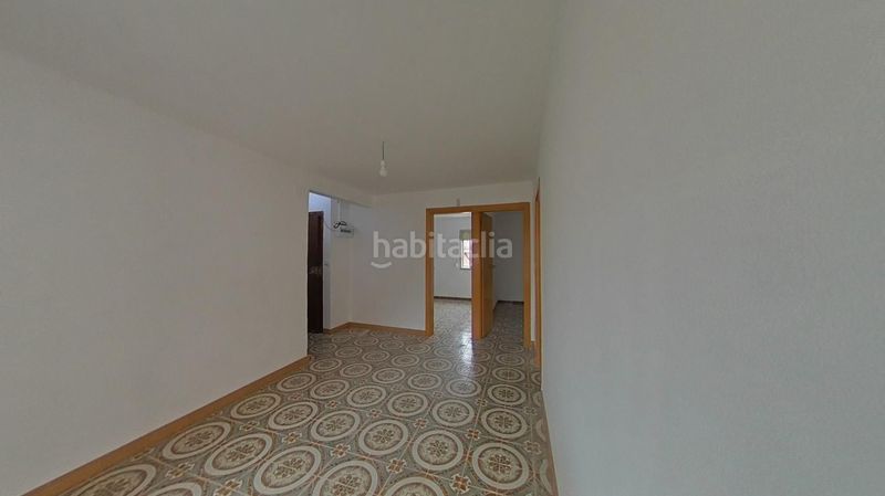 Foto cc8fd5ba-1f7f-42a6-9227-09739b3fb58a. Pis a Roquetes Barcelona