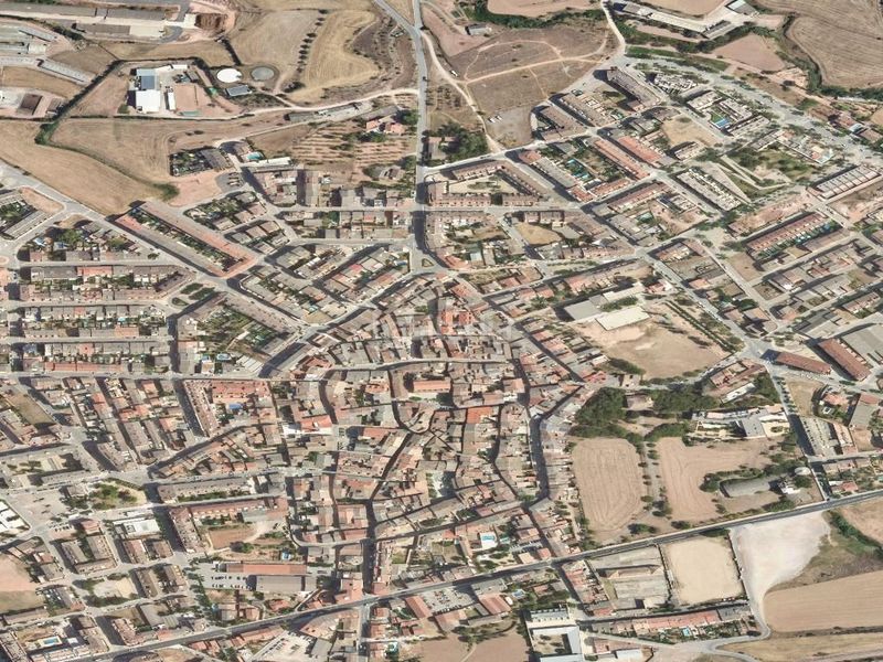 Foto cef17907-f18a-4072-bad2-37cea722d492. Pis a Santpedor