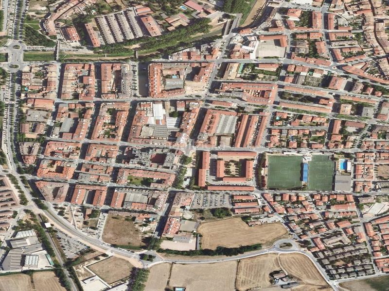 Foto 65a70b55-73a5-4bd6-810f-42b4c26df9d7. Pis a Estadi-Santa Anna Vic