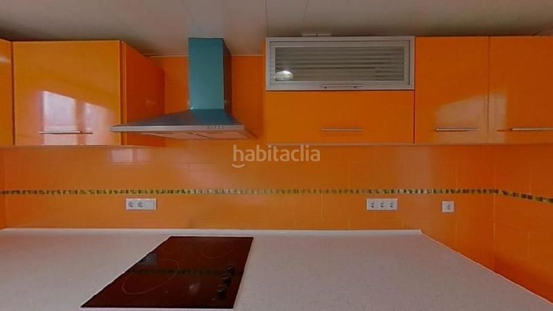 Foto 0d2b45eb-1833-44aa-beb2-a8f1e788c356. Pis a Torrent Ballester Viladecans