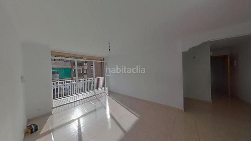 Foto d8fc2c7c-13bc-4589-95a8-28bd8d874c47. Pis a Torrent Ballester Viladecans