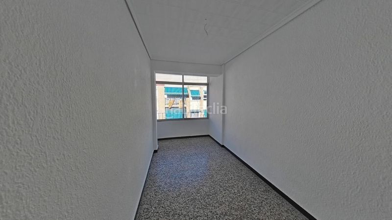 Foto a18e41de-a97b-403d-9138-7b6185c5bf21. Pis a Cardenal Benlloch Mislata