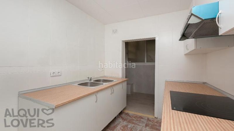 Foto d13f5665-736a-4037-a59a-22610dfafc73. Pis a Diagonal-Colomeres Gavà