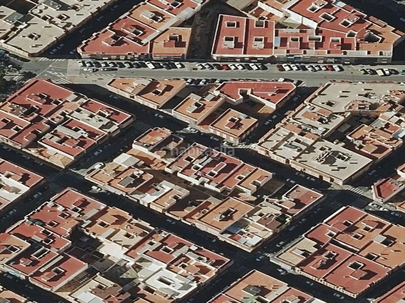 Foto aebaea83-e4ff-4417-876e-e3a7981c7707. Pis a Carrús Oeste Elche / Elx
