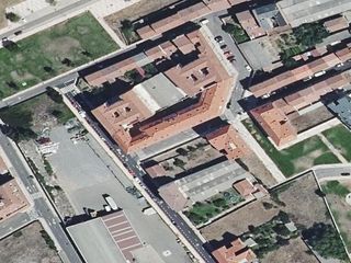 Haus  Cl. garcia paredes 22 iii 2ª planta b. Venta de casa en león