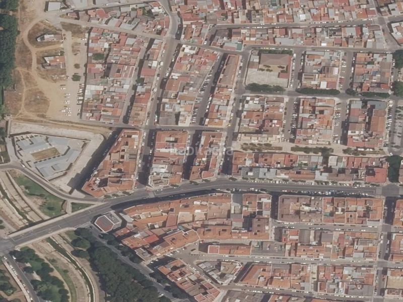Foto c79b98e8-e64b-4ce0-b3ee-93d7cecf95f7. Pis a San Roque - Ronda Norte Badajoz