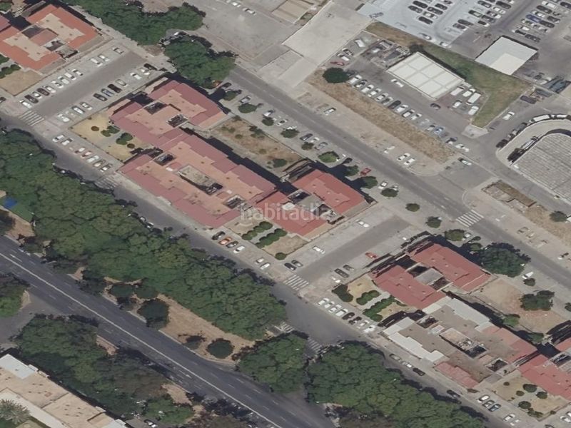 Foto 4d075dd0-d871-42f1-8b3b-a24bef83b12f. Pis a El Plantinar - Avda. La Paz - El Juncal Sevilla